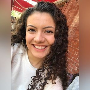 Meet your Posher, Isabella